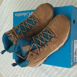 Columbia Newton Ridge Plus II Suede WP - Men's 11.5